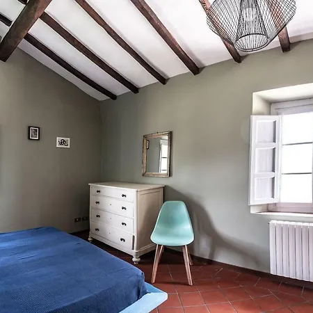 Ampio Completamente Rinnovato Con Vista E Piscina Apartament